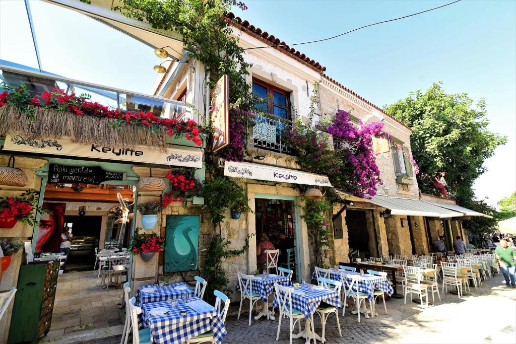 Gambar di galeri bagi KEYİFTE Alaçatı di Alacati