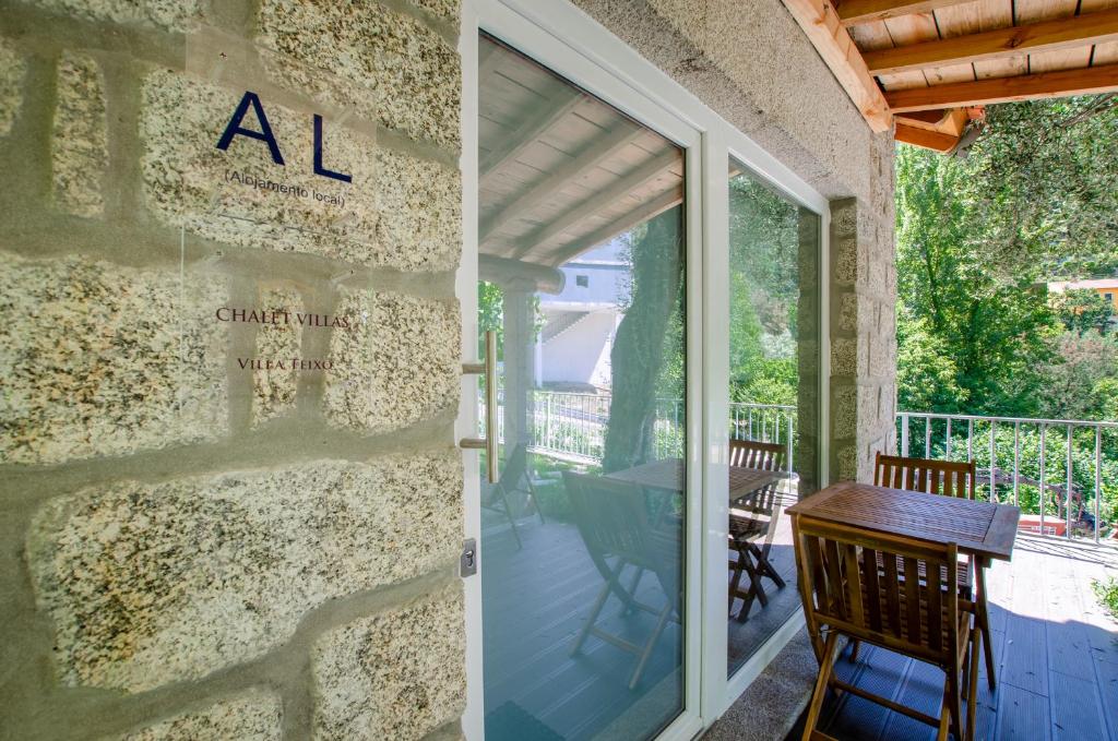 Fotografie z fotogalerie ubytování Chalet Villas Gerês v destinaci Geres