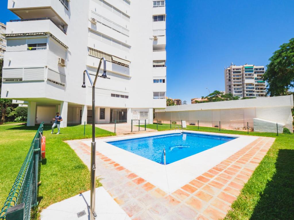Cubos Apartamento Don Jaime Torremolinos, Spain - Booking.com