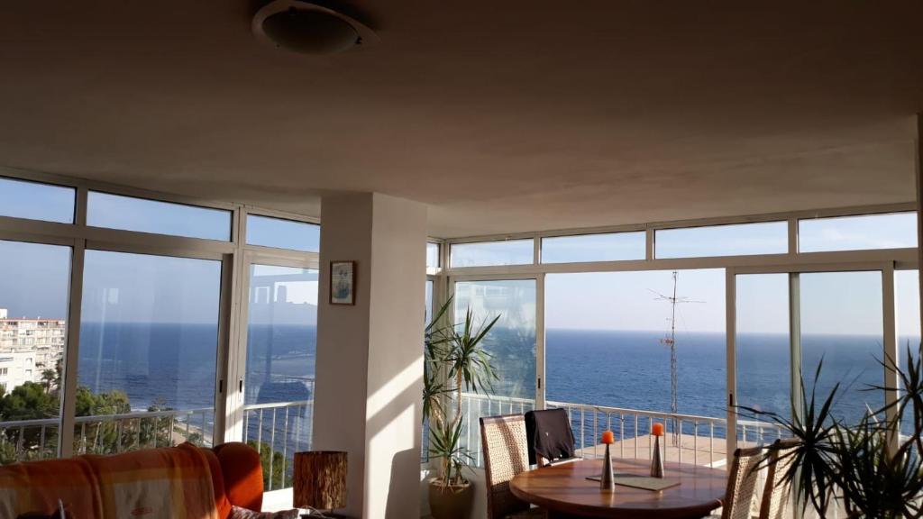 Booking.com: El Campello apartment with sea views Tahiti ...