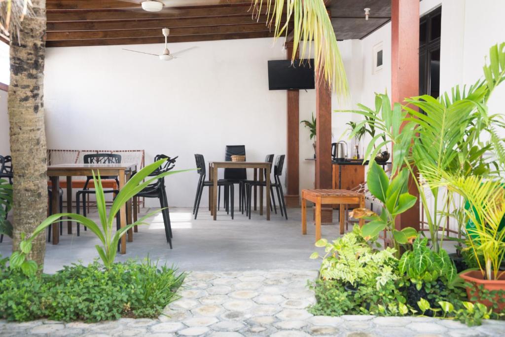 Restaurace v ubytování Palm Gate Maldives