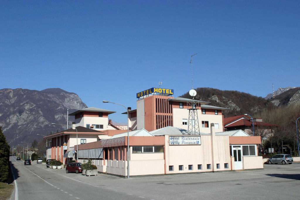 Nespecifikovaný výhled na hory nebo výhled na hory při pohledu z hotelu