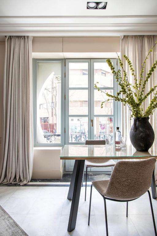 Ayala 63 - THE ARC COLLECTION - 7