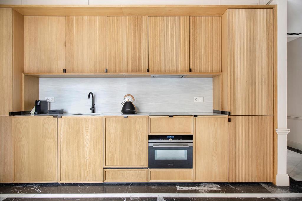 Ayala 63 - THE ARC COLLECTION - 6