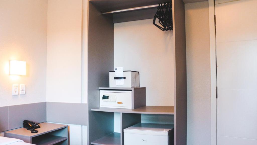 Work Hotel Design - Luxuriöses Dreibettzimmer