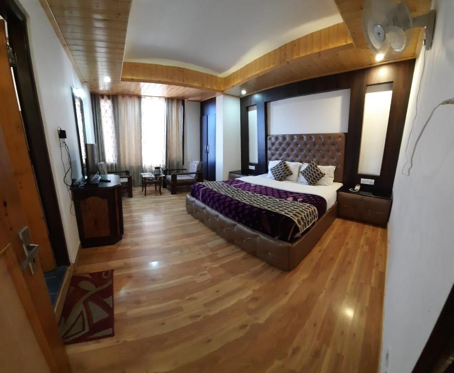 Gallery image of Hotel Lords Regency in Shimla