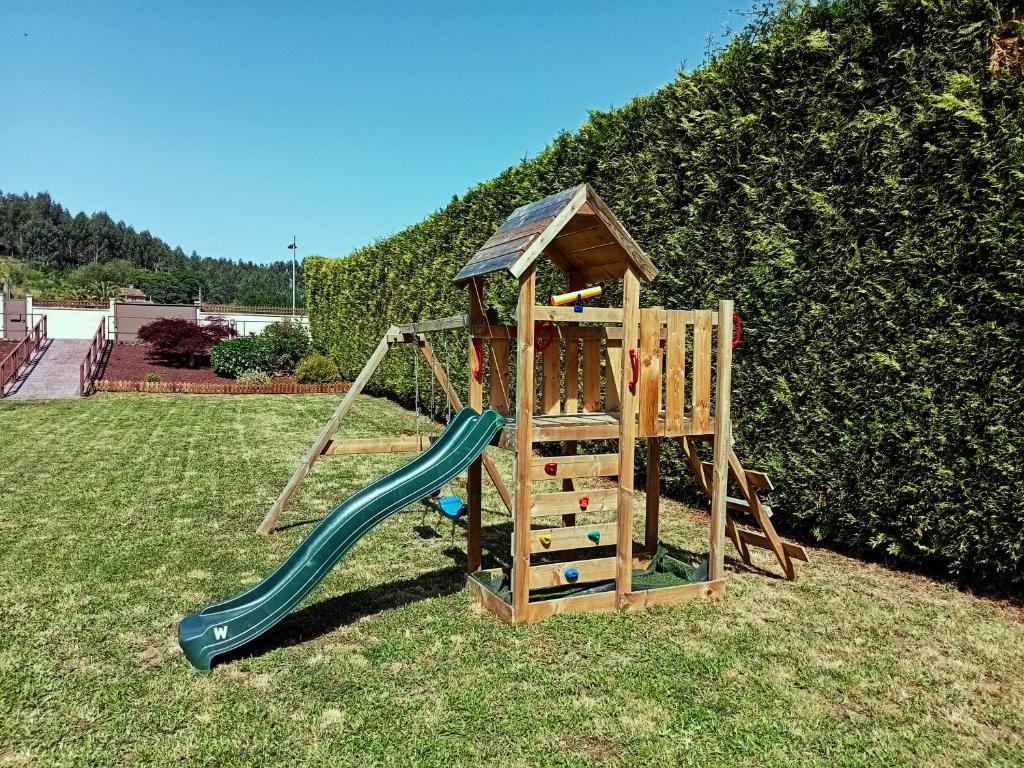 Herní místnost nebo prostor pro děti v ubytování Finca O Loureiro