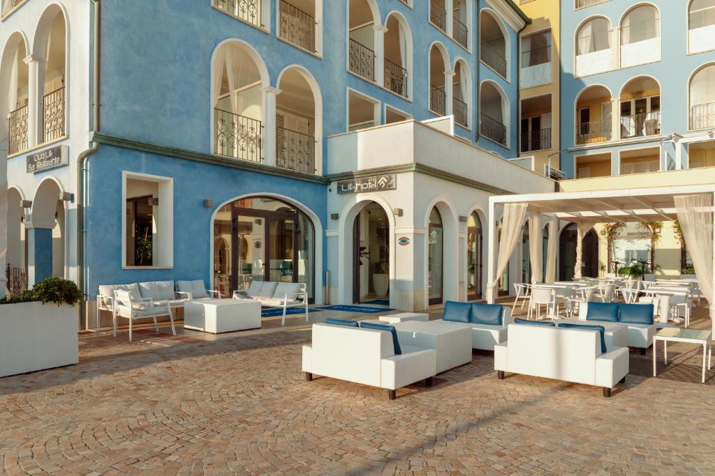 Restaurace v ubytování Life Hotel Seaview & Spa