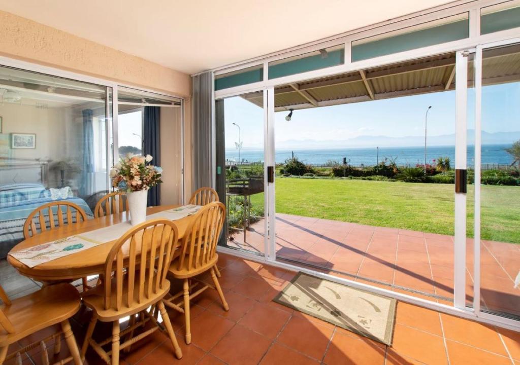 82 De Bakke Terrace - Apartamento - Planta Baja