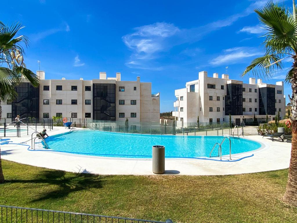 Bazén v ubytovaní Higueron West III - Ground Floor Apartment Private Pool alebo v jeho blízkosti