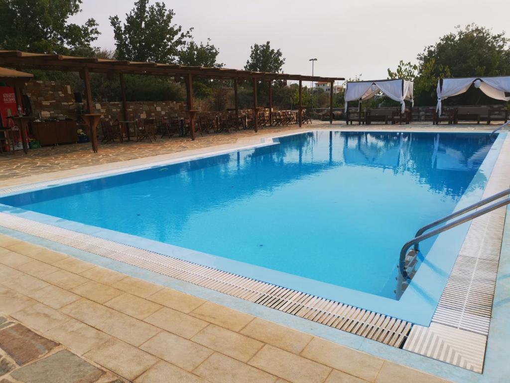 Bazén v ubytování Saint George's Hotel nebo v jeho okolí