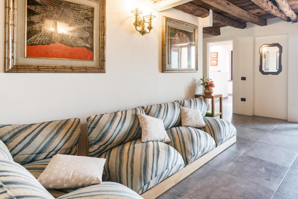Nearby 5Terre Authentic Apartment - Apartment - Ground Floor