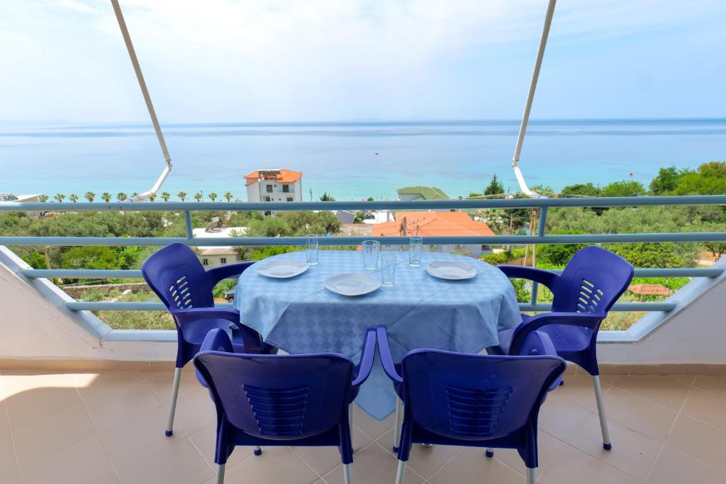 White Hotel - Imazhi 11