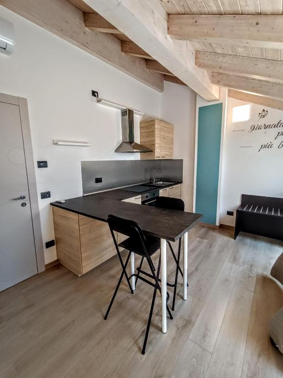 Kuchyň nebo kuchyňský kout v ubytování Il B&B di PIAZZA MOTTA