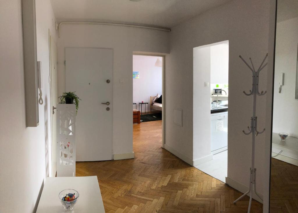 Fotografia z galérie ubytovania Apartment Świętojerska vo Varšave