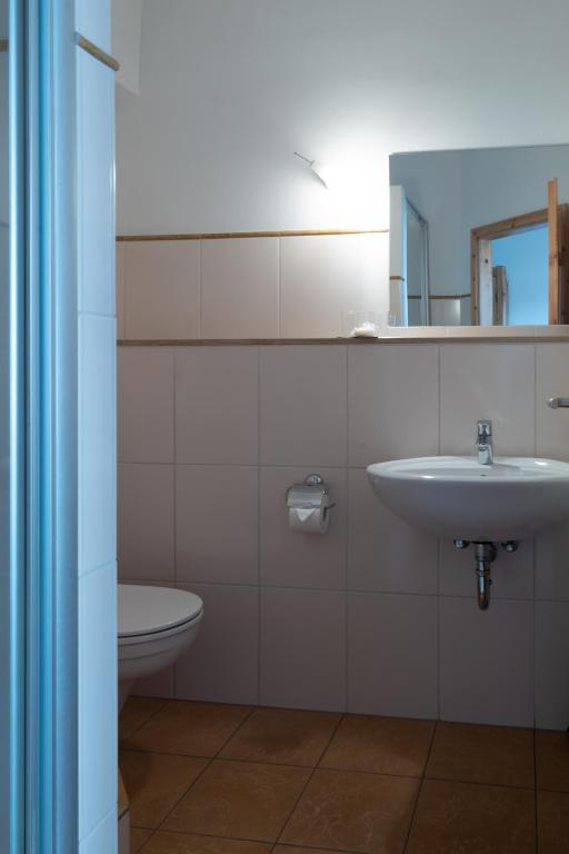 Koupelna v ubytování Gästehaus Stadtmitte