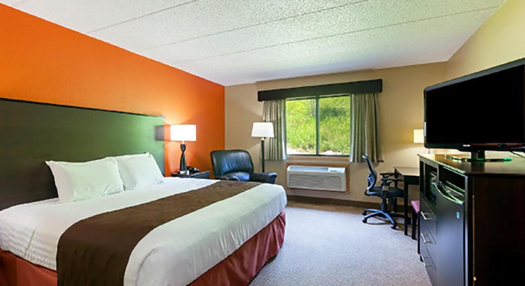 AmericInn by Wyndham Algona - Superior Suite Mit Kingsize-Bett – Nichtraucher