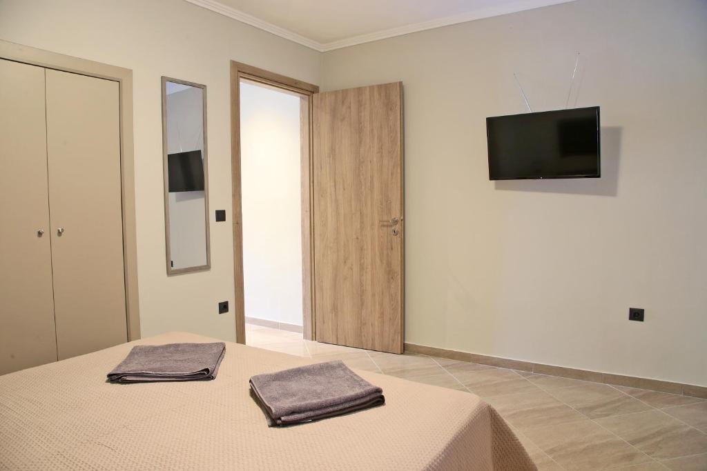 John's apartment's near Athens Airport!! - One-Bedroom Apartment
