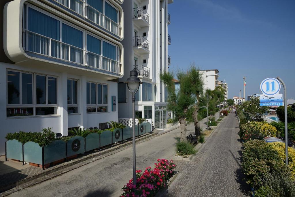 Budova, kde se hotel nachází