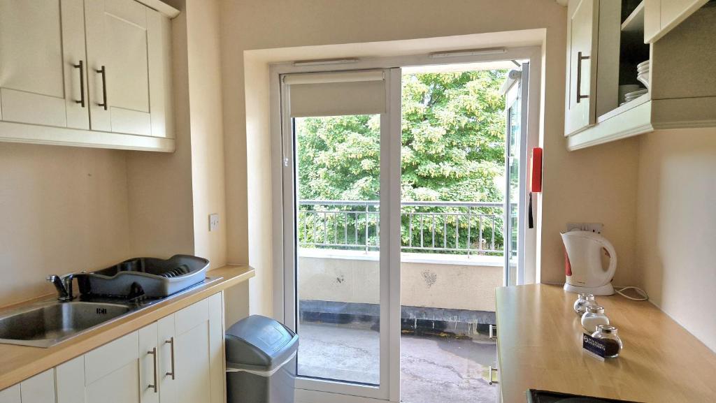 Kuchyň nebo kuchyňský kout v ubytování Glen Abhainn Standard Budget Accommodation
