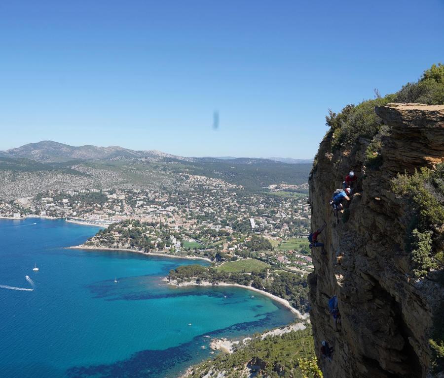 Fotografia z galérie ubytovania Belle maison dans un quartier très au calme v destinácii La Ciotat