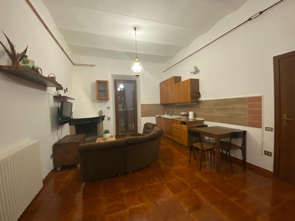 Kuchyňa alebo kuchynka v ubytovaní ROBHOUSE