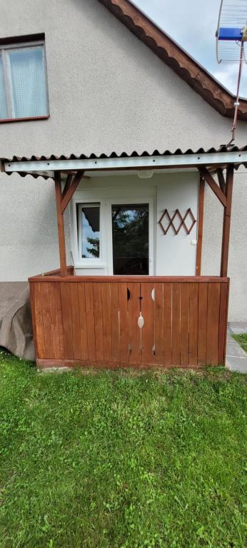 Budova, v ktorej sa chata v prírode nachádza