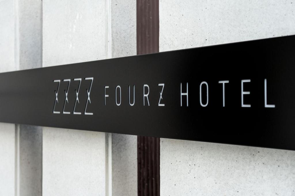 Certifikát, hodnocení, plakát nebo jiný dokument vystavený v ubytování Fourz Hotel Kintetsu Osaka-Namba