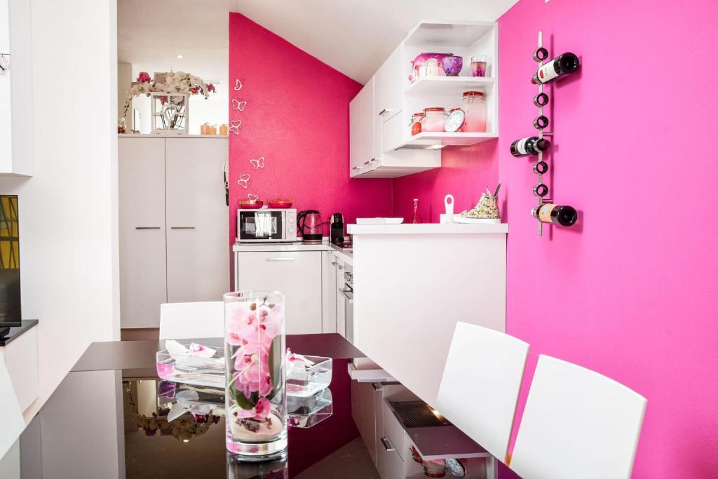 Zdjęcie z galerii obiektu Butterfly Home w mieście Gravedona