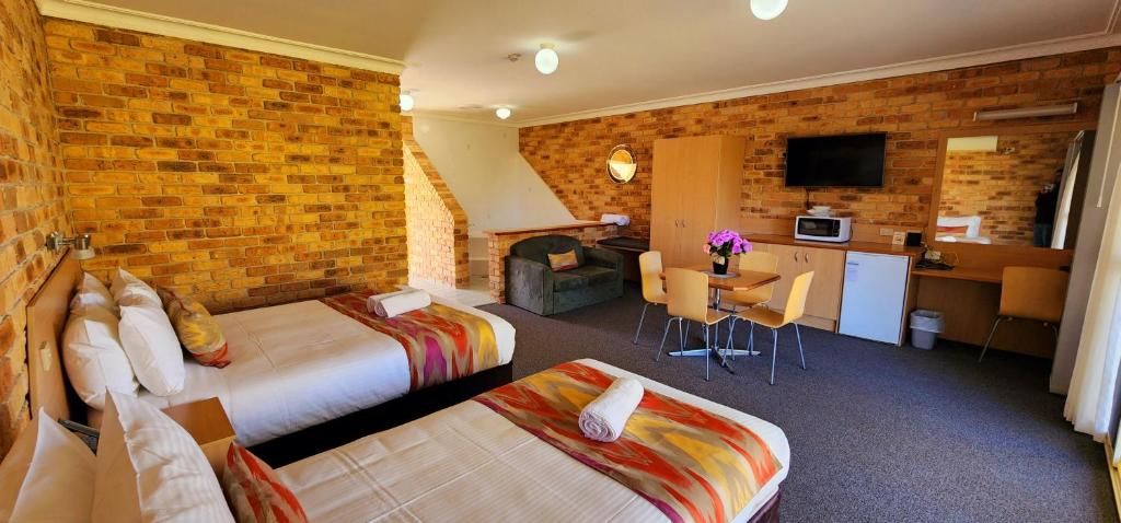 Golf Club Motor Inn Wingham - Executive Room With Spa Bath (No Pets Allowed)