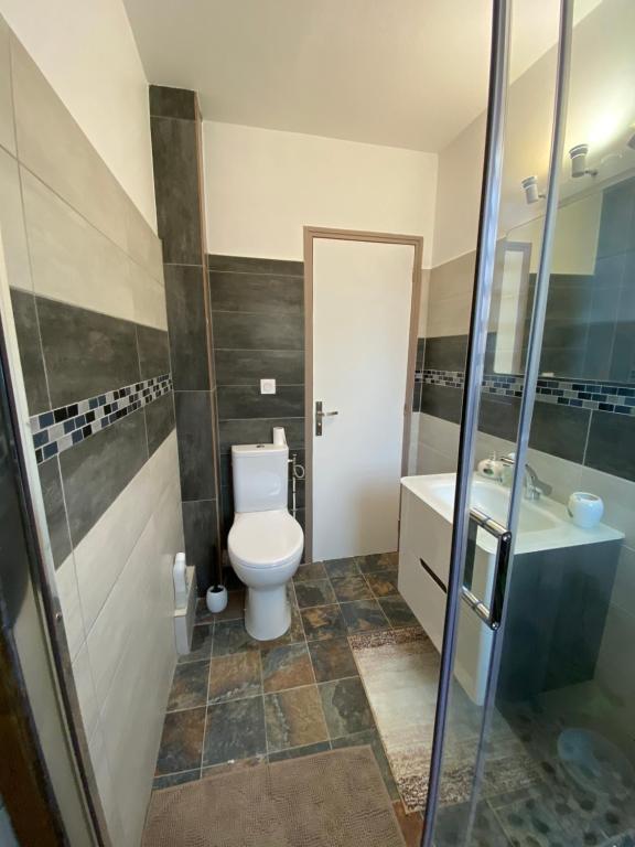 Koupelna v ubytování Blessed Home - Chambre voyageur chez l'habitant