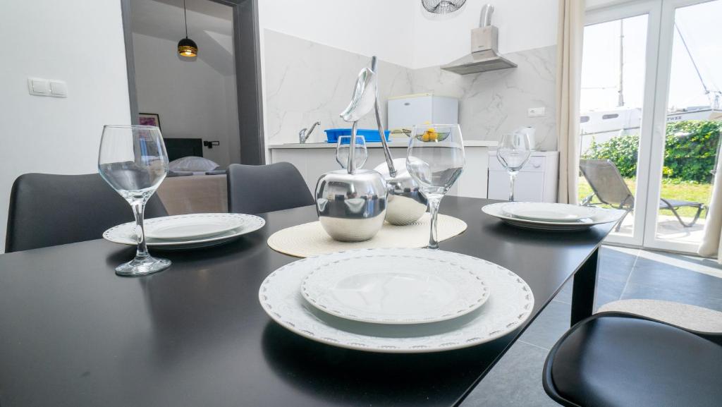 Fotografie z fotogalerie ubytování Apartman A2 s vlastitim bazenom v Trogiru