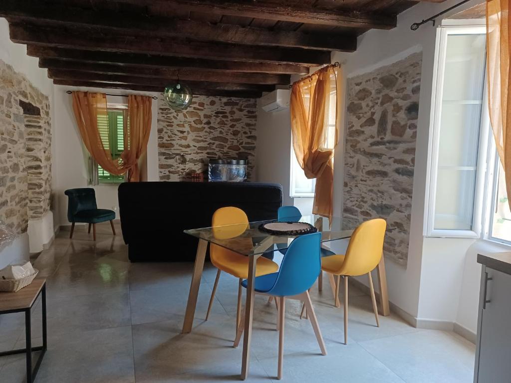 Casa Pernice - Apartment With Balcony