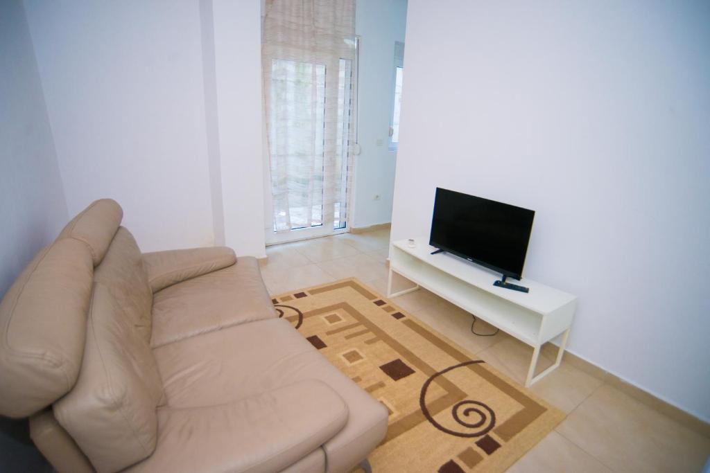 One Bedroom APT (Rezidenca Kodra e Diellit 1) - Imazhi 5