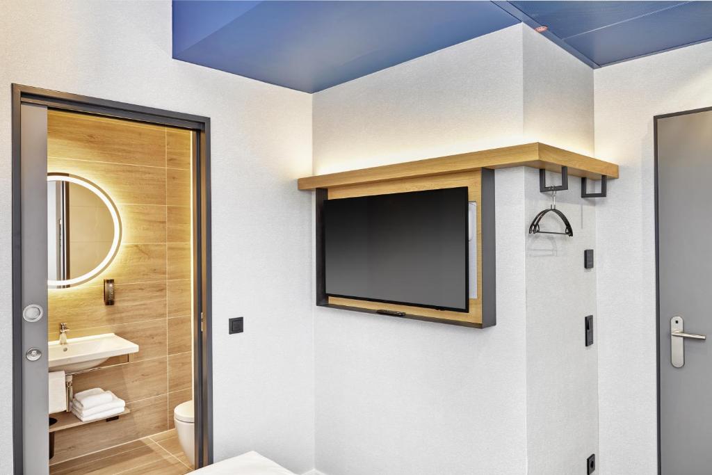 H2 Hotel Düsseldorf Seestern - Resim 8