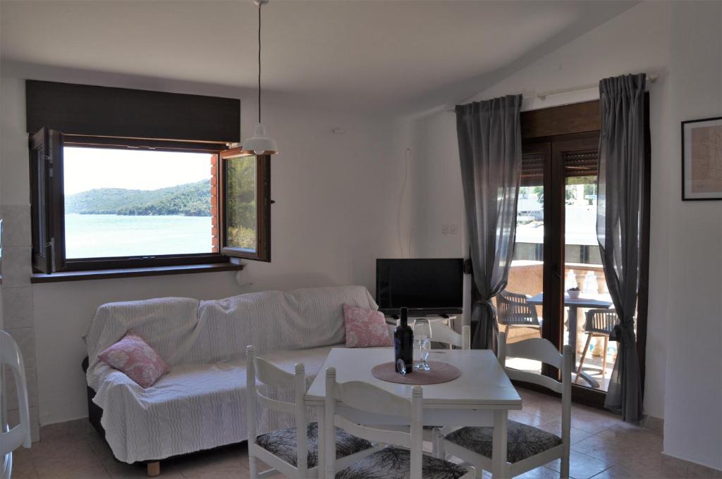 Příroda nedaleko apartmánu