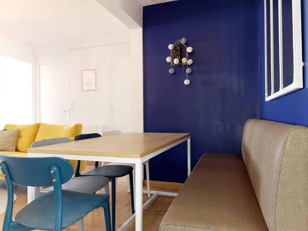 Posedenie v ubytovaní Le Havre Superbe appartement avec grande terrasse