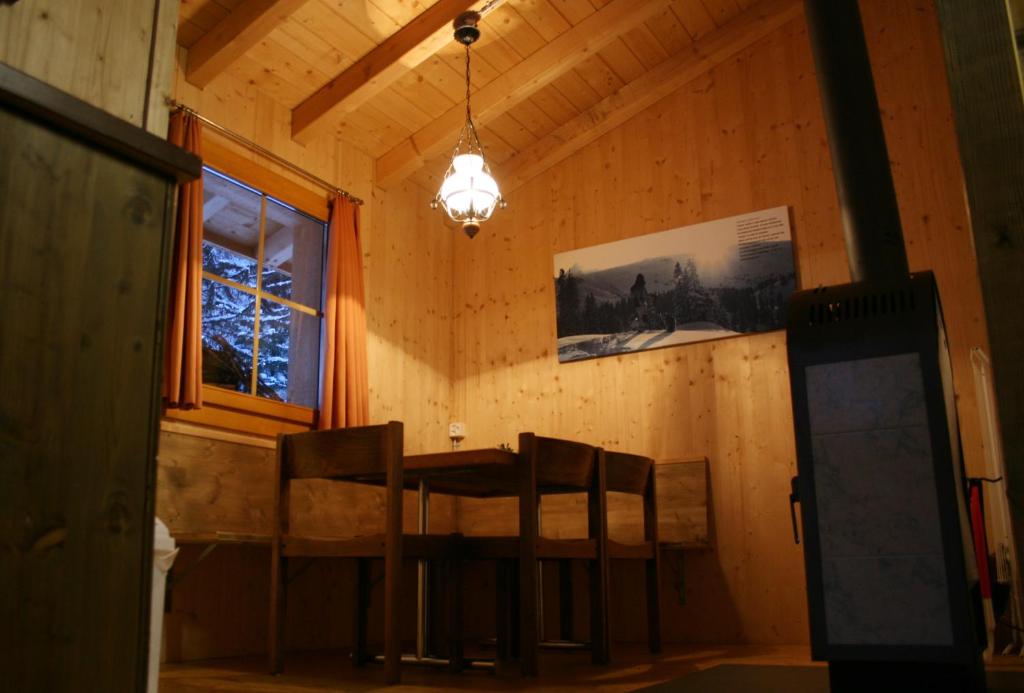 Fotografie z fotogalerie ubytování Hüttenhotel Husky Lodge v destinaci Muotathal