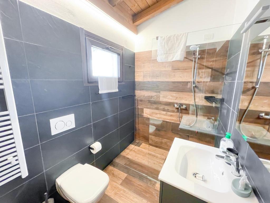 Kúpeľňa v ubytovaní BLUE HOUSE by Design Studio