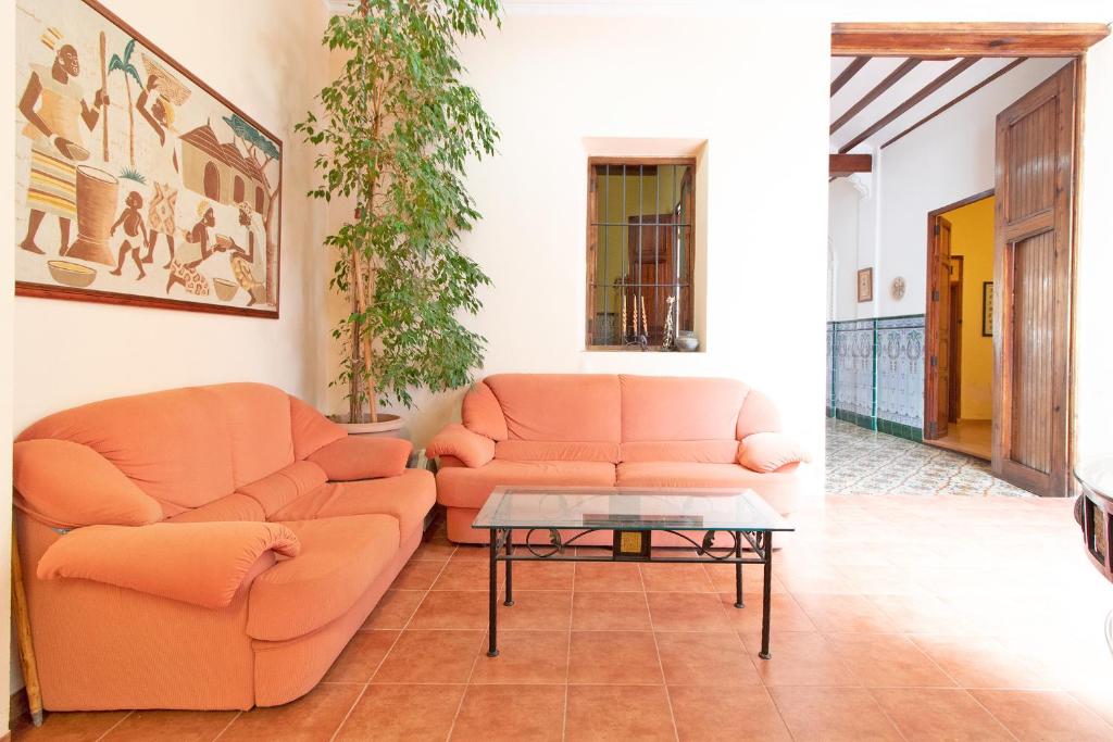 Posedenie v ubytovaní Global Properties, Bonita casa rural en Quart de les Valls
