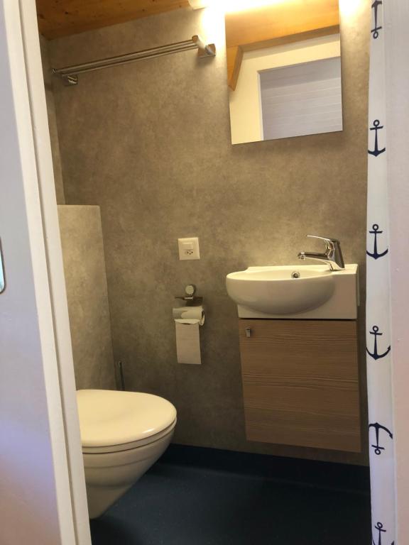 A bathroom at bella Romantica