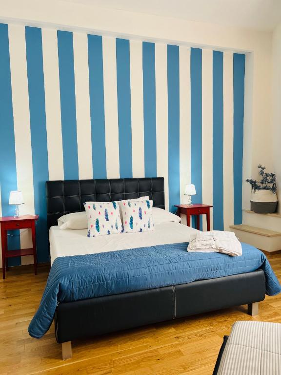 Postel nebo postele na pokoji v ubytování Le Dimore di Federico - Trani