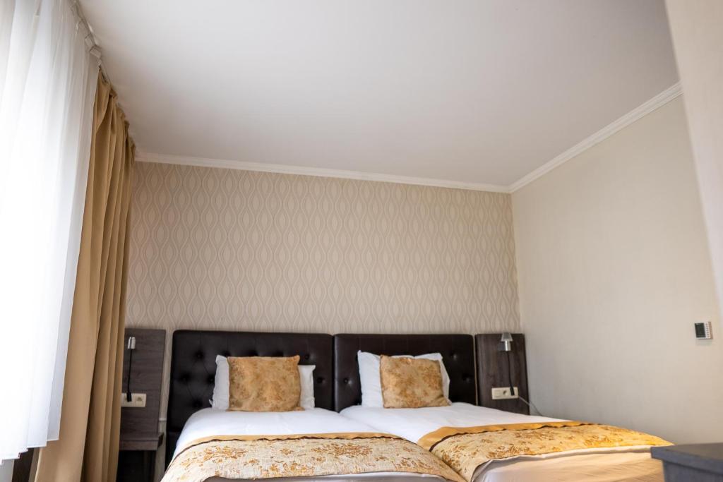 The Helmet Hotel - Resim 9