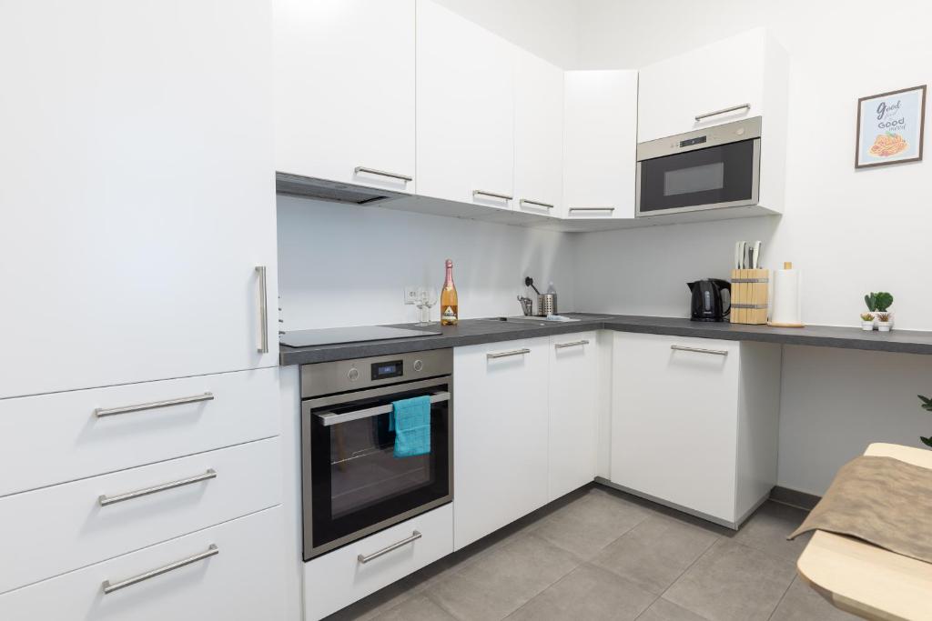 Yeshello Vienna Central Station Apartment - 9