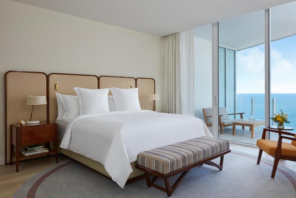 Four Seasons Hotel and Residences Fort Lauderdale - 