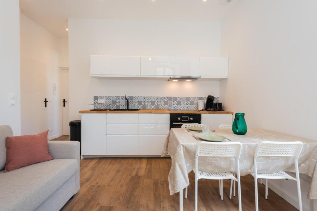 Appartements centre-ville - Wifi - Cuisine tout équipée - Lave-linge - Error