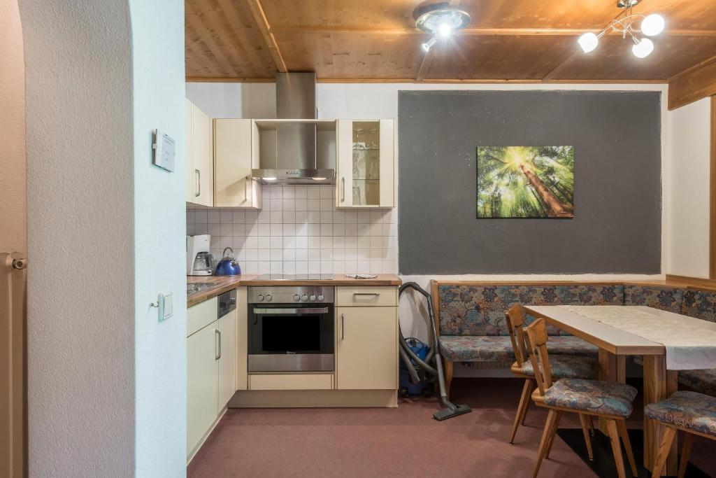 Kuchyňa alebo kuchynka v ubytovaní Ferienparadies Sabina Schlern