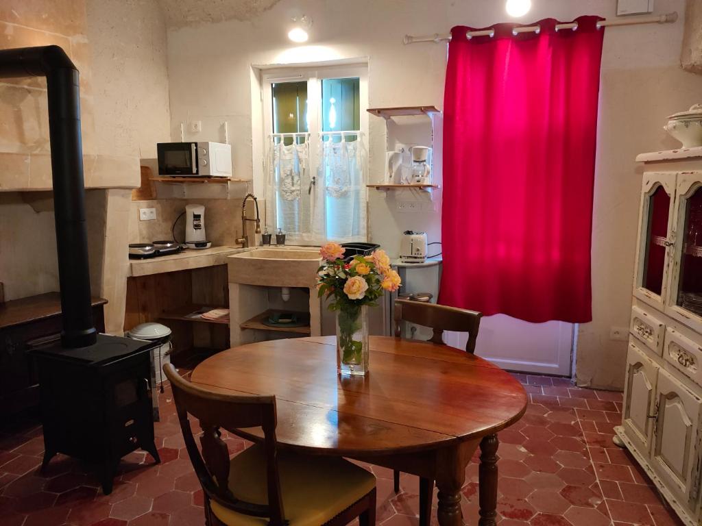 Fotografia z galérie ubytovania Aux trois tilleuls v destinácii Loches