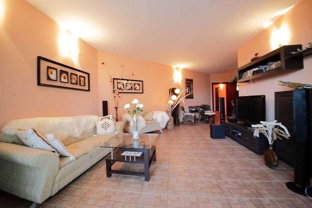 DeLux 2bdr Apartments Regina Fashion in Nicky House, Balchik