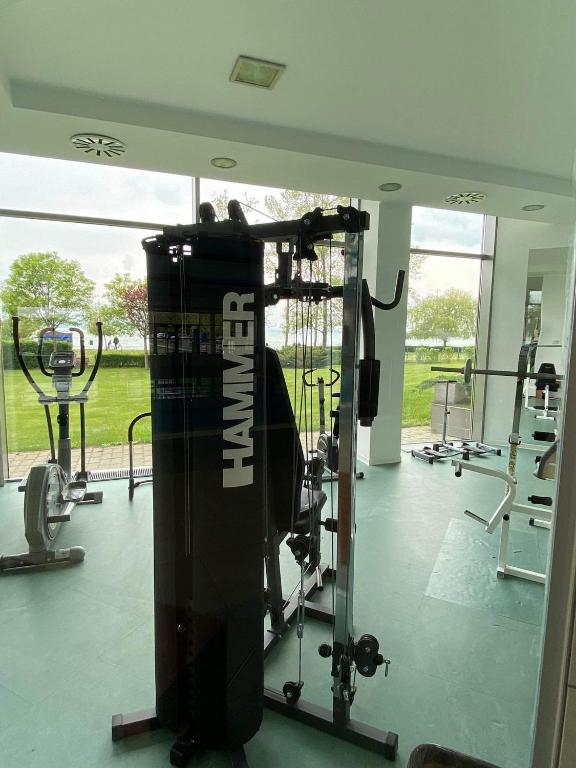 Posilňovňa alebo fitness centrum v ubytovaní Club218 The Sunset - wellness apartment